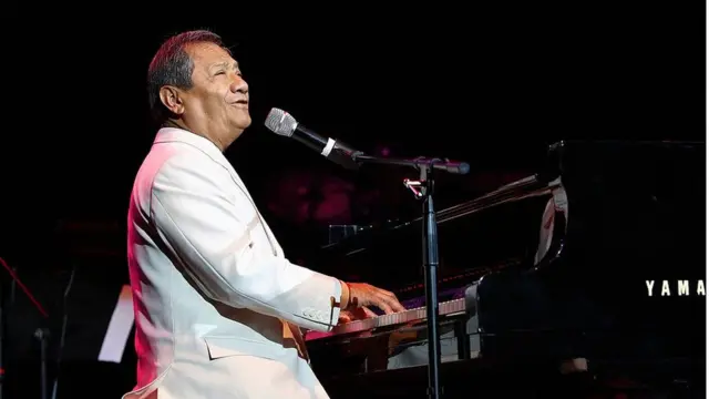 Armando Manzanero