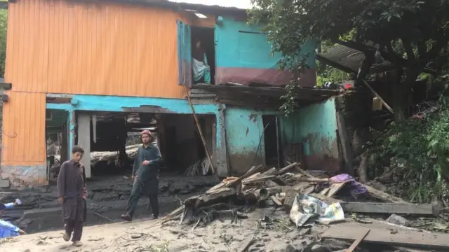 نیلم میں سیلاب