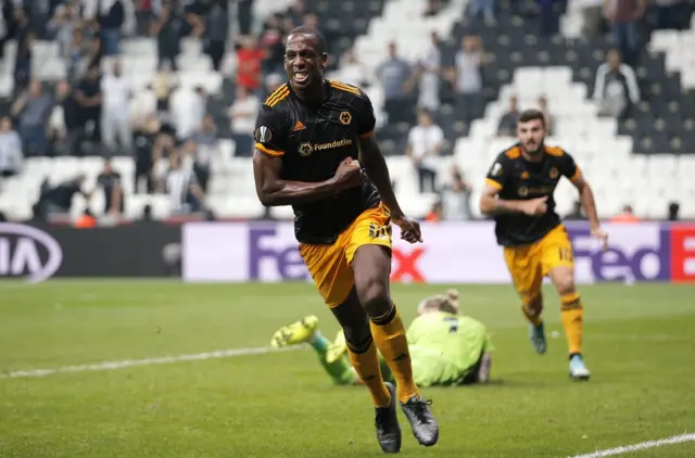Wolves oyuncusu Willy Boly