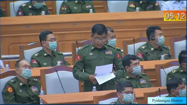 ဒုတိယဗိုလ်မှူးကြီး ညီညီလွင်