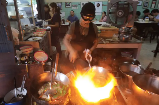 เจ๊ไฝหน้าเตา