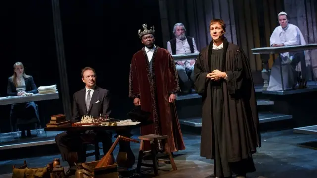 obra teatral "Martín Lutero en juicio"