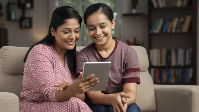 आई आणि मुलगी