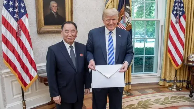 প্রেসিডেন্ট ট্রাম্পের সাথে হোয়াইট হাউসে কিম ইয়ং-চোল