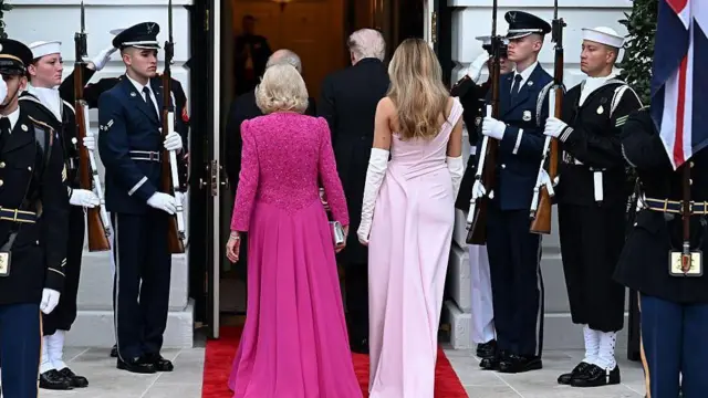 kraljica Kamila i Melanija Tramp