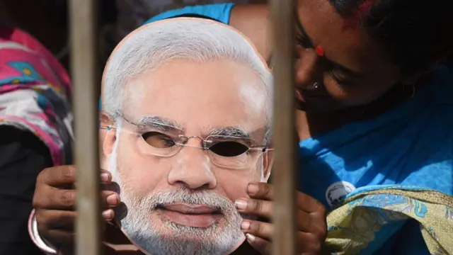 मोदी मास्क