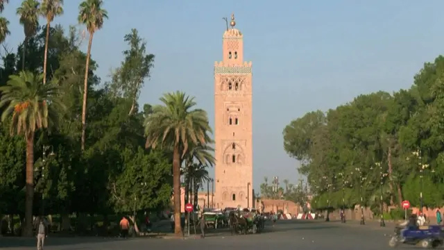 Kutubiyya Mosque be like e dey intact for dis daytime foto