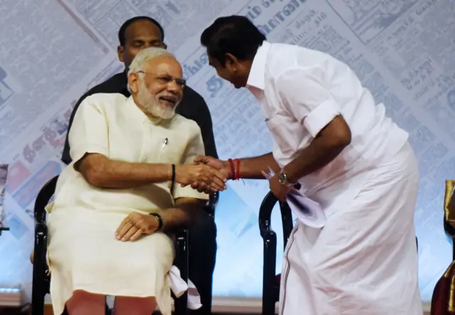 அண்ணாமலை எடப்பாடியை உரசிப்பார்க்க நினைக்கிறாரா?