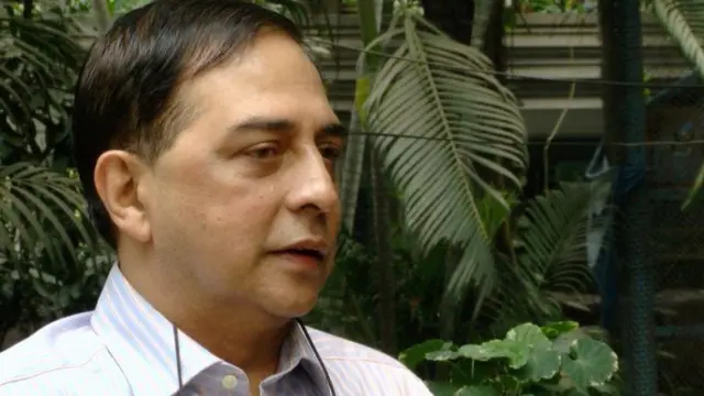 শাহদীন মালিক, আইন বিশেষজ্ঞ