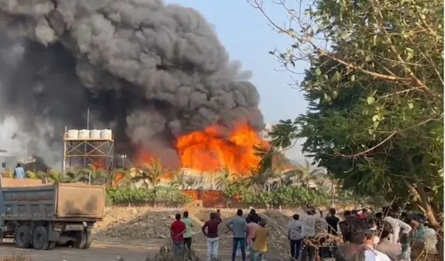 குஜராத்தில் தீ விபத்து