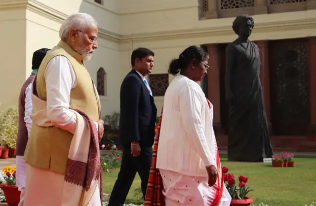 నరేంద్ర మోదీ, ద్రౌపది ముర్ము