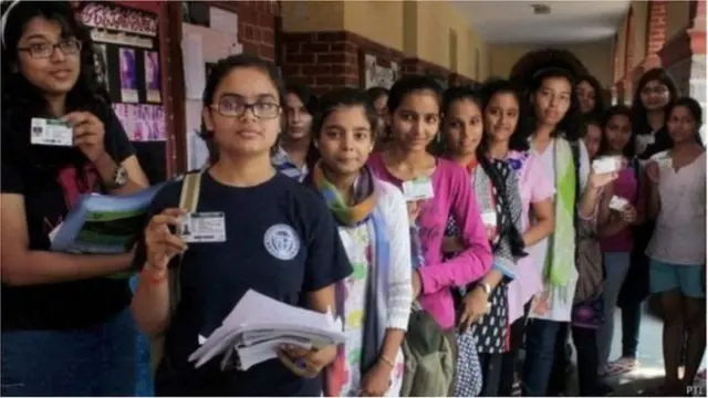 ఏడాదికి ఐఐటీ రెండు సార్లు