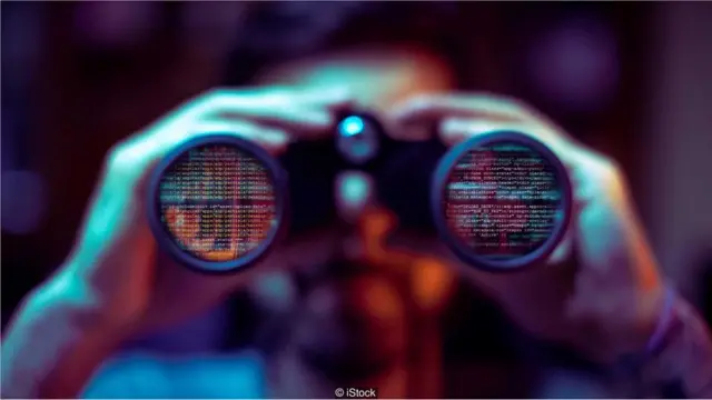 Teropong binokular: lebih sering digunakan para pengamat burung daripada peretas.