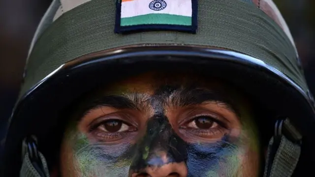 પ્રતીકાત્મક તસવીર