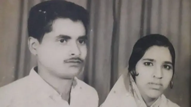 স্বামীর সাথে চমন আরা