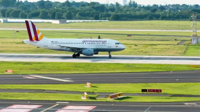 هل تسافر يوما في طائرة من دون طيار؟