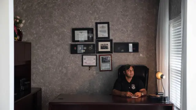 ज़िया को सम्मान के तौर पर्पल हार्ट दियाा गया