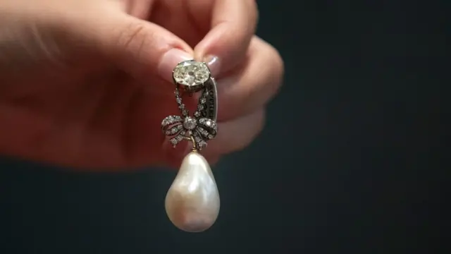 میری اینتونیت کے زیورات