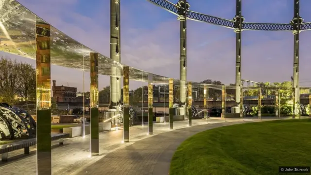 Gasholder Park