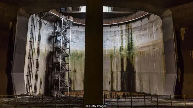 பேய் மழையையும், வெள்ளத்தையும் தாங்கும் டோக்கியோவின் ரகசியம் என்ன?