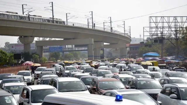 ખેડૂતોના ભારત બંધ એલાનને કારણે ગાઝિયાબાદમાં ટ્રાફિકને અસર થઈ હતી