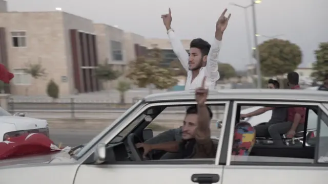 Akçakale'de operasyona destek verenlerin konvoyu