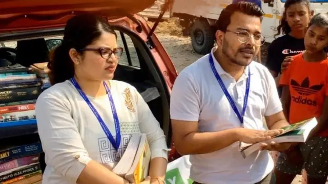 अनिर्वाण नंदी और पौलमी चाकी नंदी