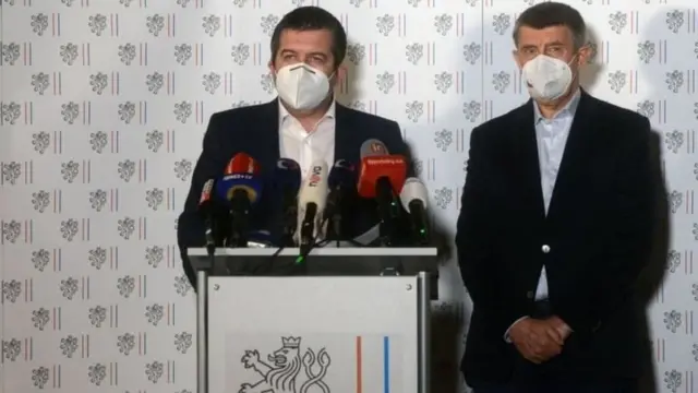 Чехиянын премьер-министри Андрей Бабиш жана тышкы иштер министри Гамачек