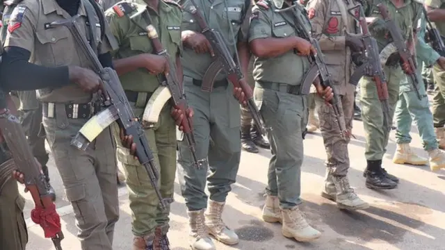 Awọn ọlọpaa kan atawọn ọta ibọn