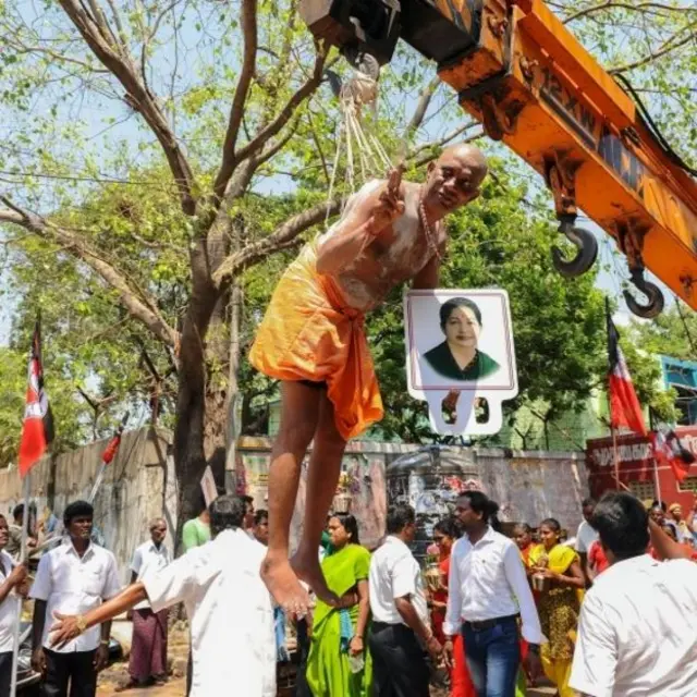 ஜெயலலிதாவுக்காக நடத்தப்பட்ட வேண்டுதல்