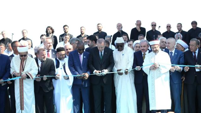 أردوغان في افتتاح المسجد