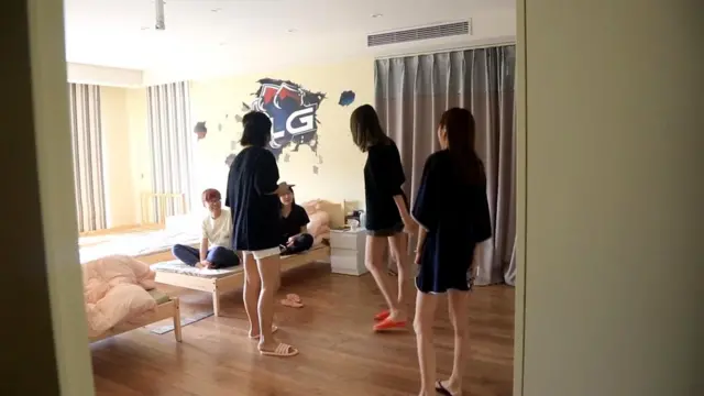 Члены таких команд, как LLG, как правило живут вместе - так проще тренироваться