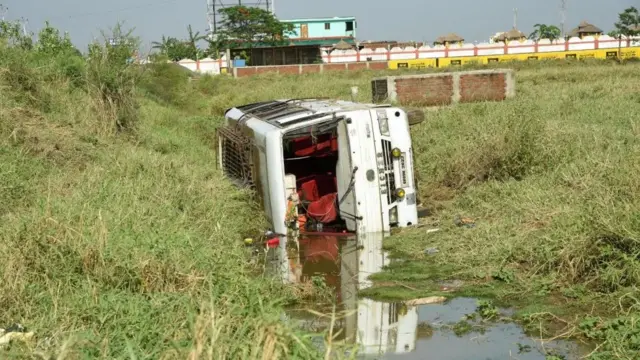 బస్సు ప్రమాదం