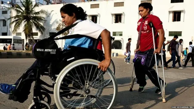 ਕਲਿਆਣੀ (ਖੱਬੇ) ਤੇ ਮਨੀਸ਼ਾ ਪਾਟਿਲ (ਸੱਜੇ)