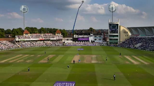 ট্রেন্ট ব্রিজ, নটিংহ্যাম। এই বিশ্বকাপে পাঁচটি ম্যাচ হবে ট্রেন্টব্রিজে। ২০শে জুন বাংলাদেশ ও অস্ট্রেলিয়ার লড়াই হবে এখানে।