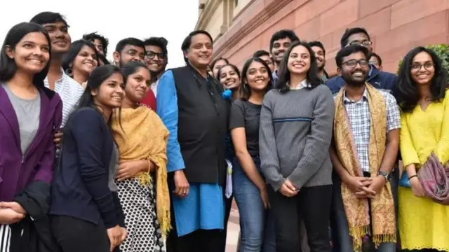 शशी थरुर, काँग्रेस,