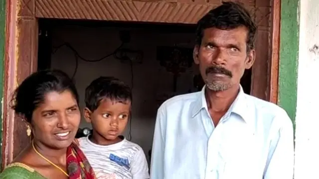 తల్లిదండ్రులతో సంజయ్