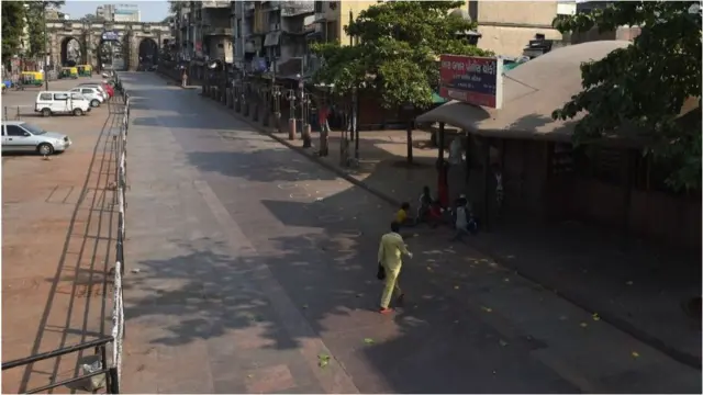અમદાવાદમાં કર્ફ્યુની પરિસ્થિતિ