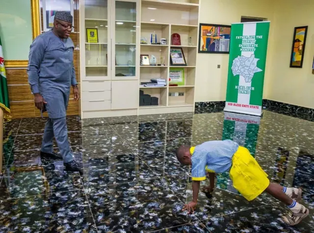 Gomina Fayemi ati Daniel Olutope