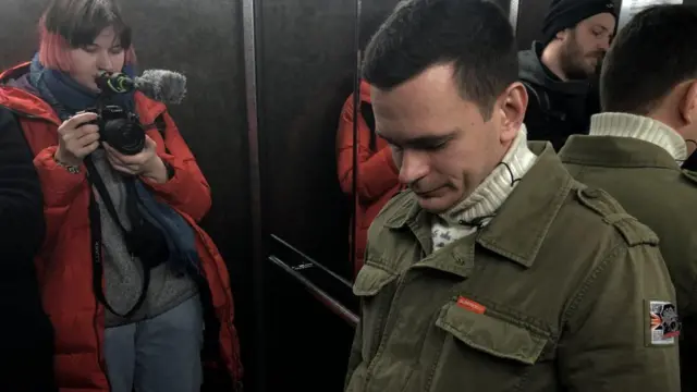 Яшин в лифте