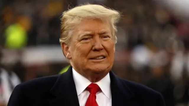 डोनल्ड ट्रंप