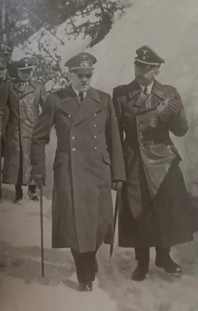 హిట్లర్‌తో హిమ్లర్