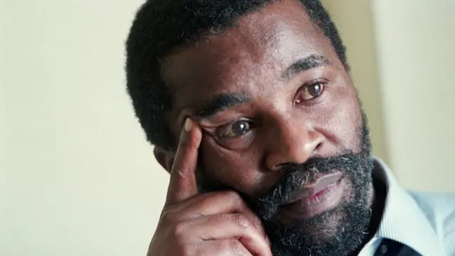 Nwoke na-eche echiche