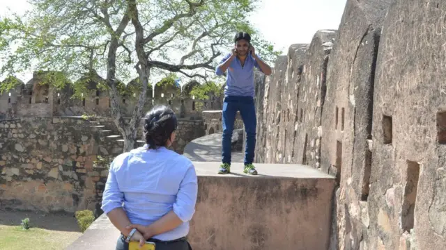 कानपुर पुलिस का 'ऐंटी-रोमियो' ऑपरेशन