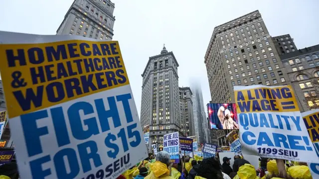 Protesta de trabajadores por mejores salarios