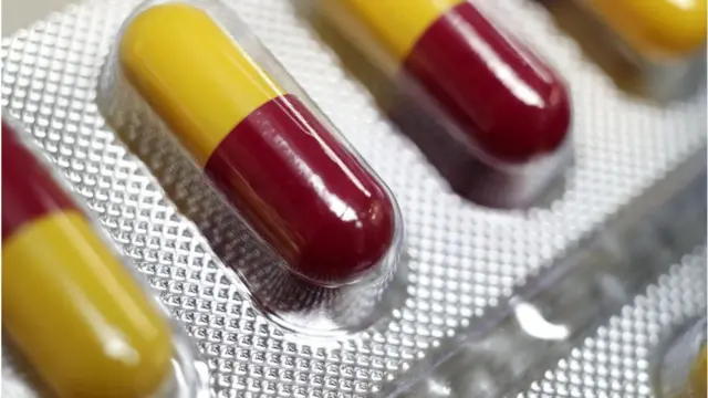 ስእሊ ሓደ ጸረ ቫይረስ መድሃኒት