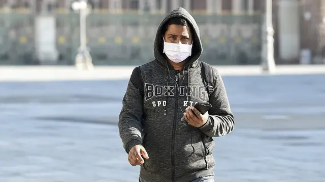 கொரோனா வைரஸ்: ''யாரை தொடர்புகொள்வது?" - இத்தாலியில் சிக்கித் தவிக்கும் தமிழர்