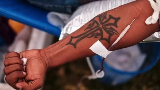 ደም እናተለገሰ