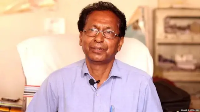 સ્કૂલના પ્રિન્સિપાલ યુગેશ્વર રામ