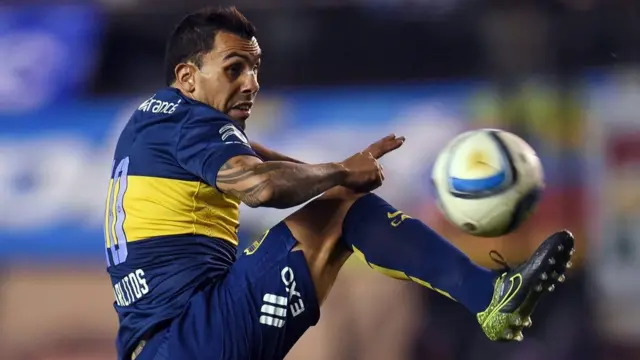 特維斯在博卡青年隊的比賽中